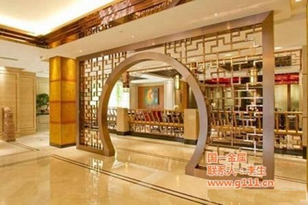 玫瑰金宫门