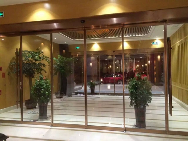 不锈钢玻璃门